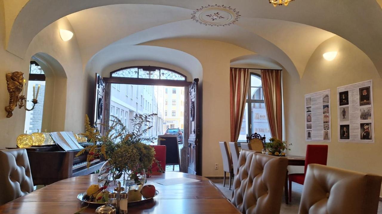 Stadtpalais Familien-Suite 4 Zimmer Mit Galerie Maximal 6 Personen เบาท์เซน ภายนอก รูปภาพ