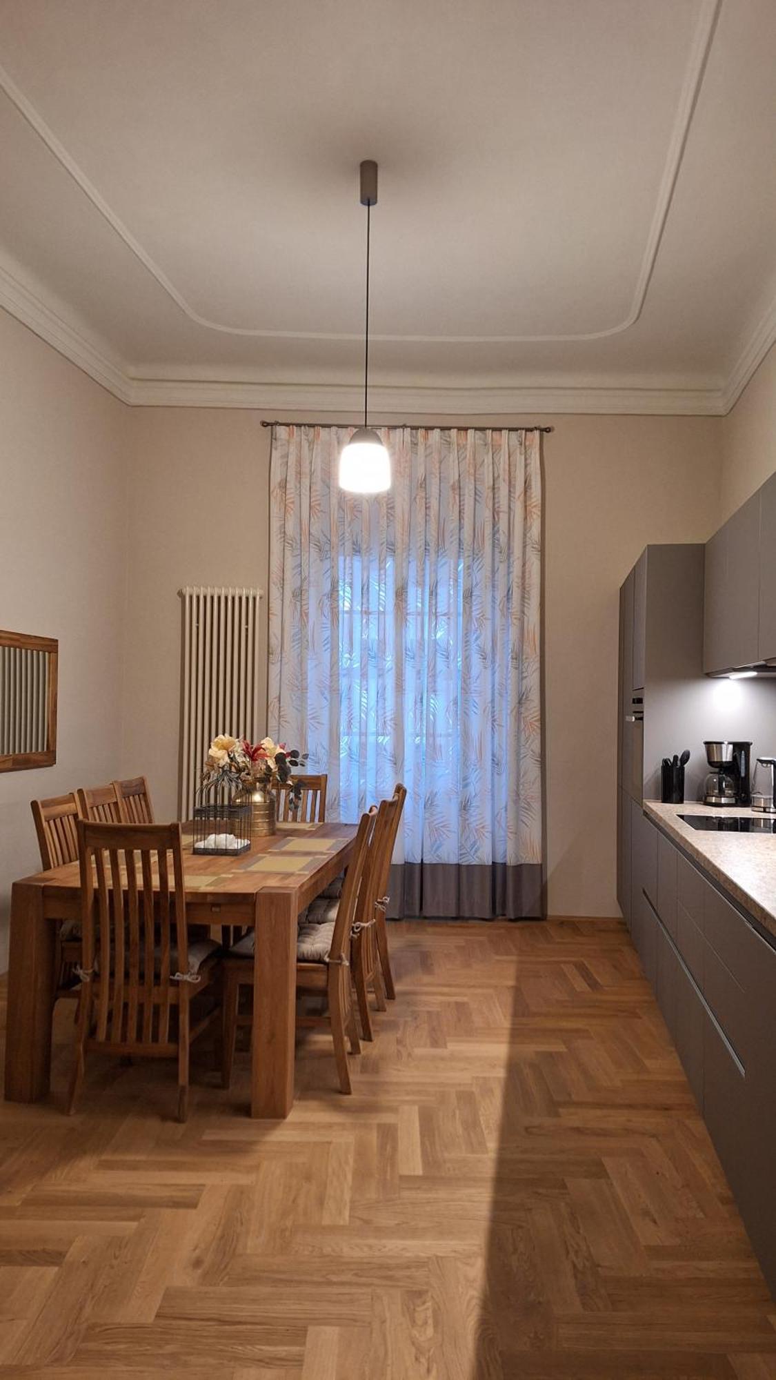 Stadtpalais Familien-Suite 4 Zimmer Mit Galerie Maximal 6 Personen เบาท์เซน ภายนอก รูปภาพ