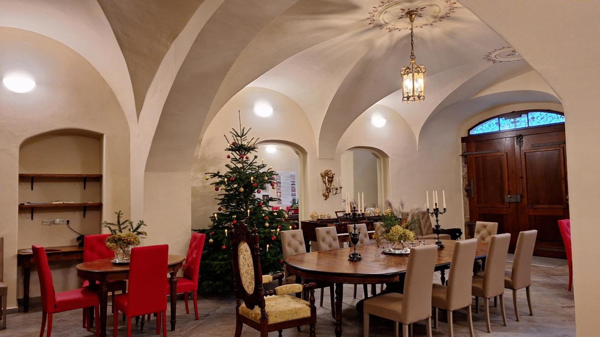 Stadtpalais Familien-Suite 4 Zimmer Mit Galerie Maximal 6 Personen เบาท์เซน ภายนอก รูปภาพ