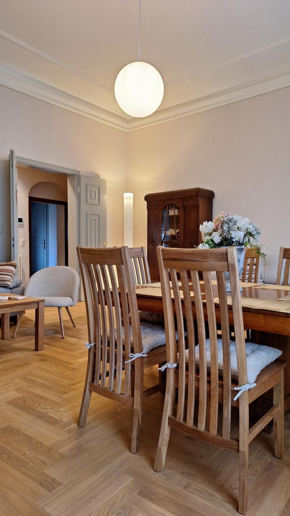 Stadtpalais Familien-Suite 4 Zimmer Mit Galerie Maximal 6 Personen เบาท์เซน ภายนอก รูปภาพ