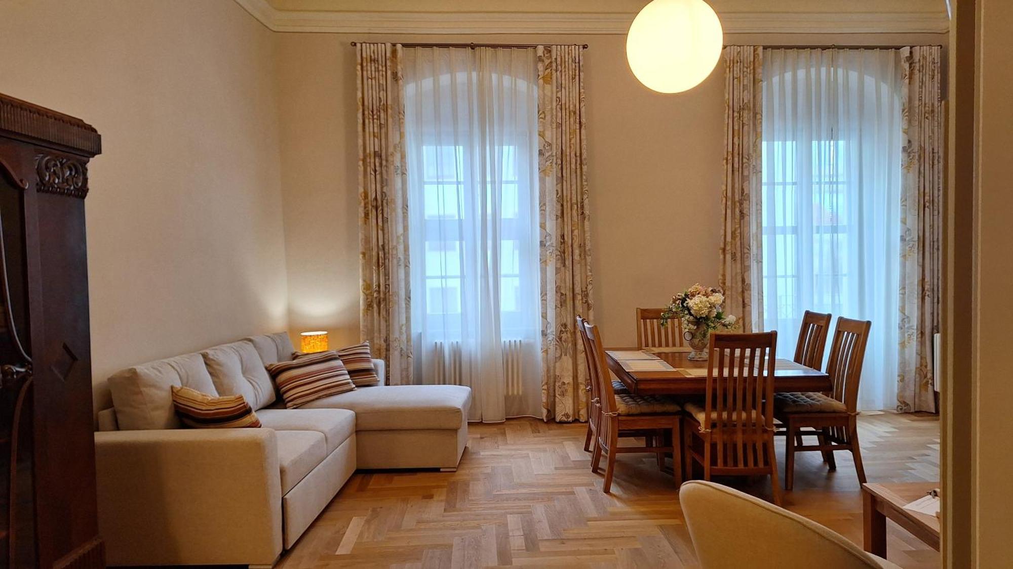 Stadtpalais Familien-Suite 4 Zimmer Mit Galerie Maximal 6 Personen เบาท์เซน ภายนอก รูปภาพ